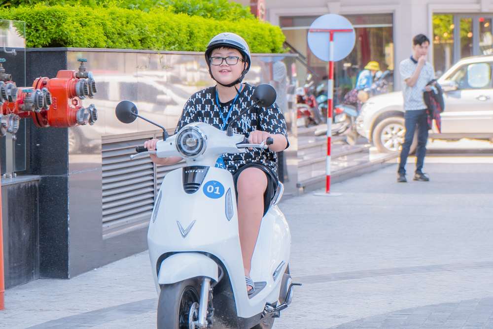 mức phạt không đủ tuổi lái xe 50cc