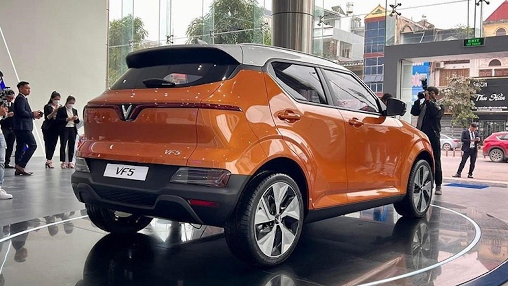 Ngoại thất VF 5 Plus phần đuôi xe