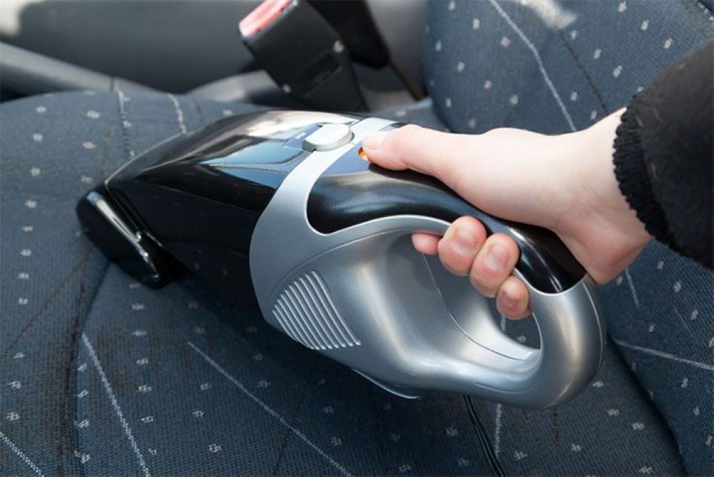 Phụ kiện tiện ích ô tô máy hút bụi mini