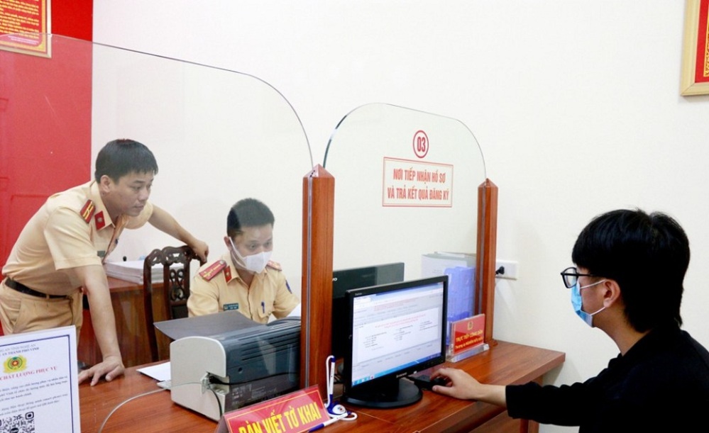 quy trình bấm biển số xe máy
