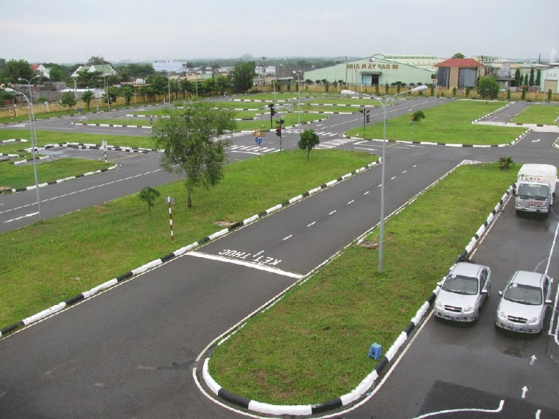 Sân tập lái xe ô tô Sài Đồng