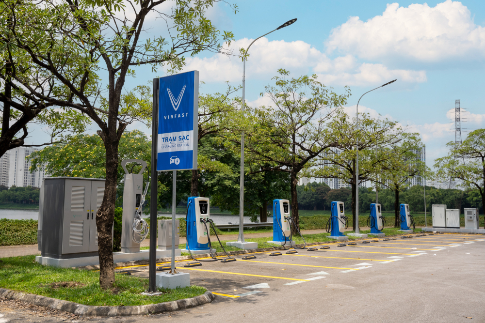 Đầu tư trạm sạc xe điện theo xu hướng sống “xanh” toàn cầu