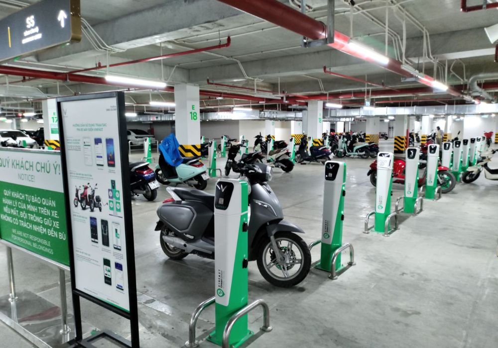 khả năng vận hành của xe máy điện Theon S mạnh mẽ