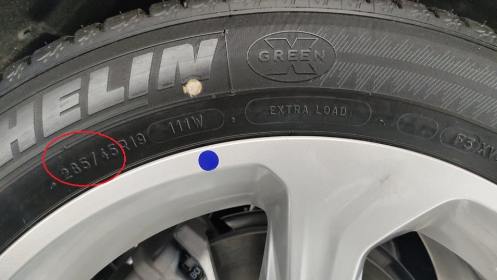 Cách đọc thông số trên lốp ô tô để nhận diện số ký hiệu chiều rộng và biên dạng lốp