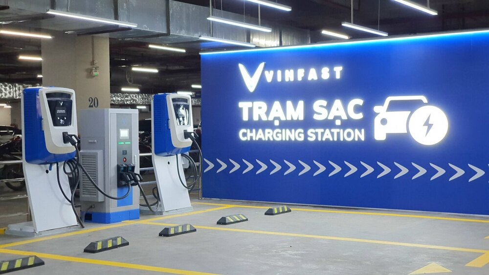 Trạm sạc VinFast với công nghệ sạc tiên tiến giữ ổn định cho tuổi thọ pin ô tô điện