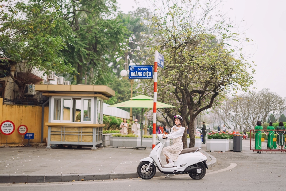 Xe máy điện dành cho học sinh nữ