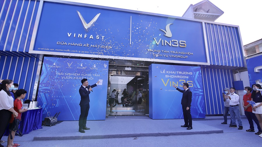 VinFast khai trương 64 showroom xe máy điện tích hợp trải nghiệm thực tế  trên toàn quốc