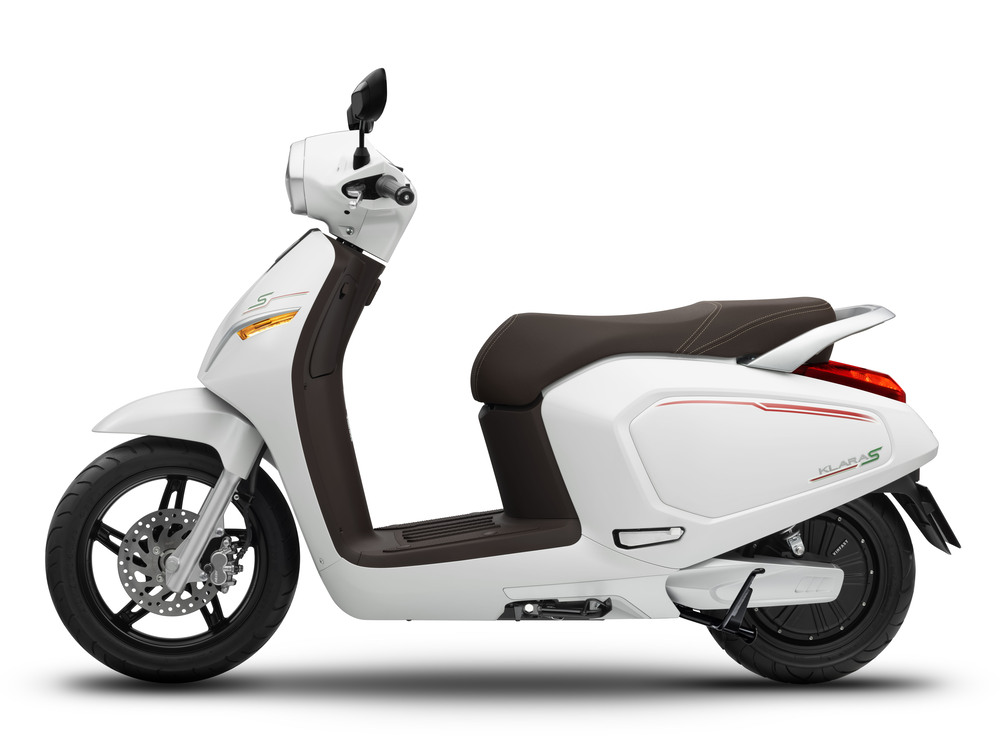 xe máy điện trắng VinFast Klara S (2022)