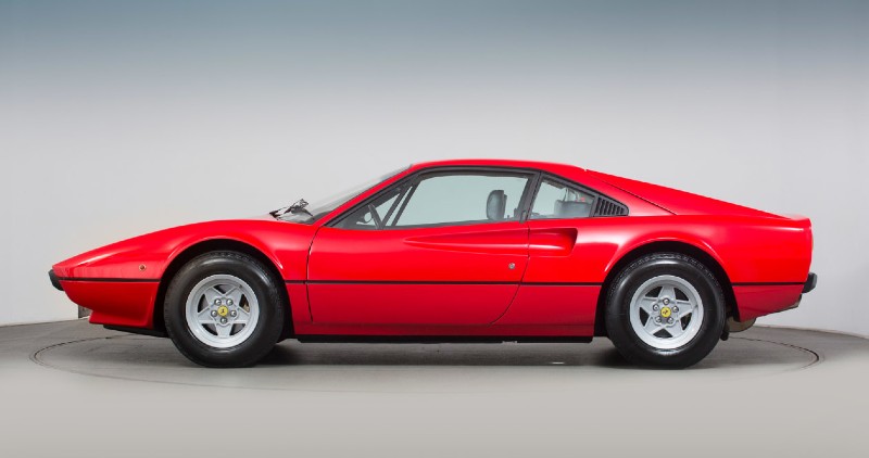 Thiết kế thân xe bằng nhựa gia cường thủy tinh trên ô tô cổ điển Ferrari 308 GTB/GTS