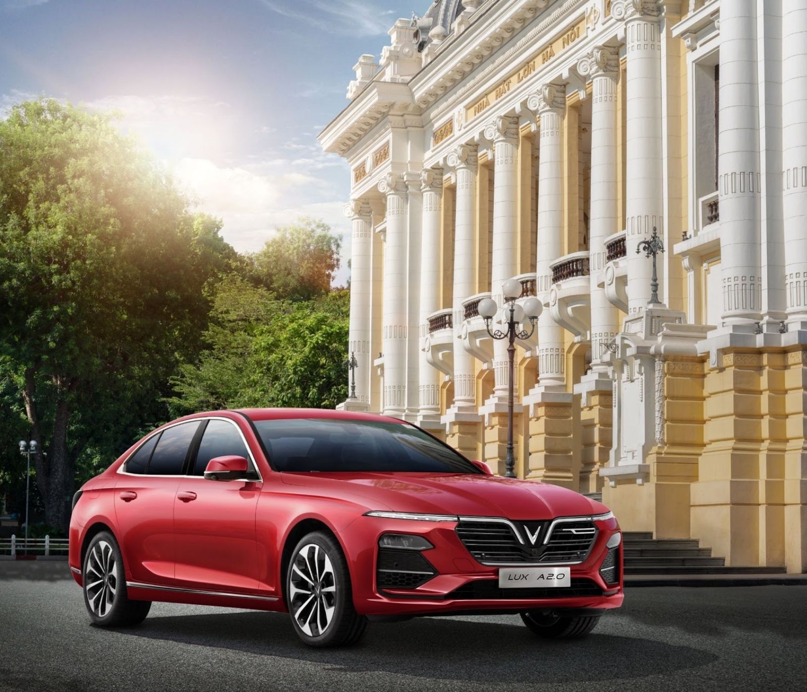 VinFast Lux A2.0 - xe sedan hạng D được yêu thích nhất tại Việt Nam