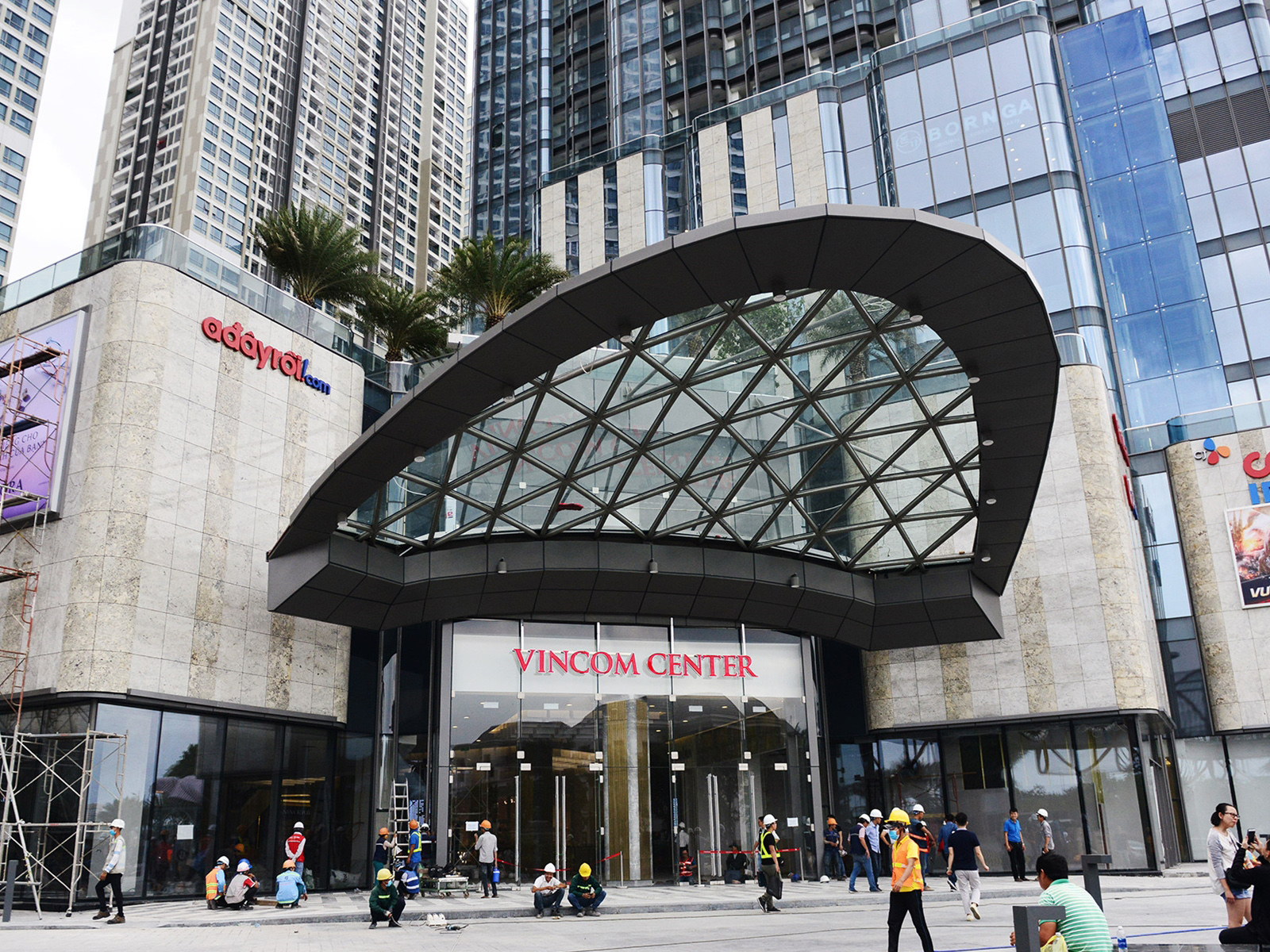 Penthouse Landmark 81 - Không Gian Sống Xứng Tầm Thượng Lưu 4 Penthouse Landmark 81 sở hữu Trung tâm thương mại tốt nhất Việt Nam