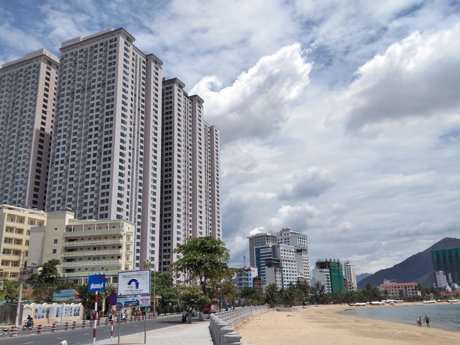 Chia Sẻ Kinh Nghiệm Đầu Tư Condotel Sinh Lời Mệt Nghỉ 2 Lựa chọn chủ đầu tư uy tín giúp nhà đầu tư hạn chế được rủi ro đầu tư condotel