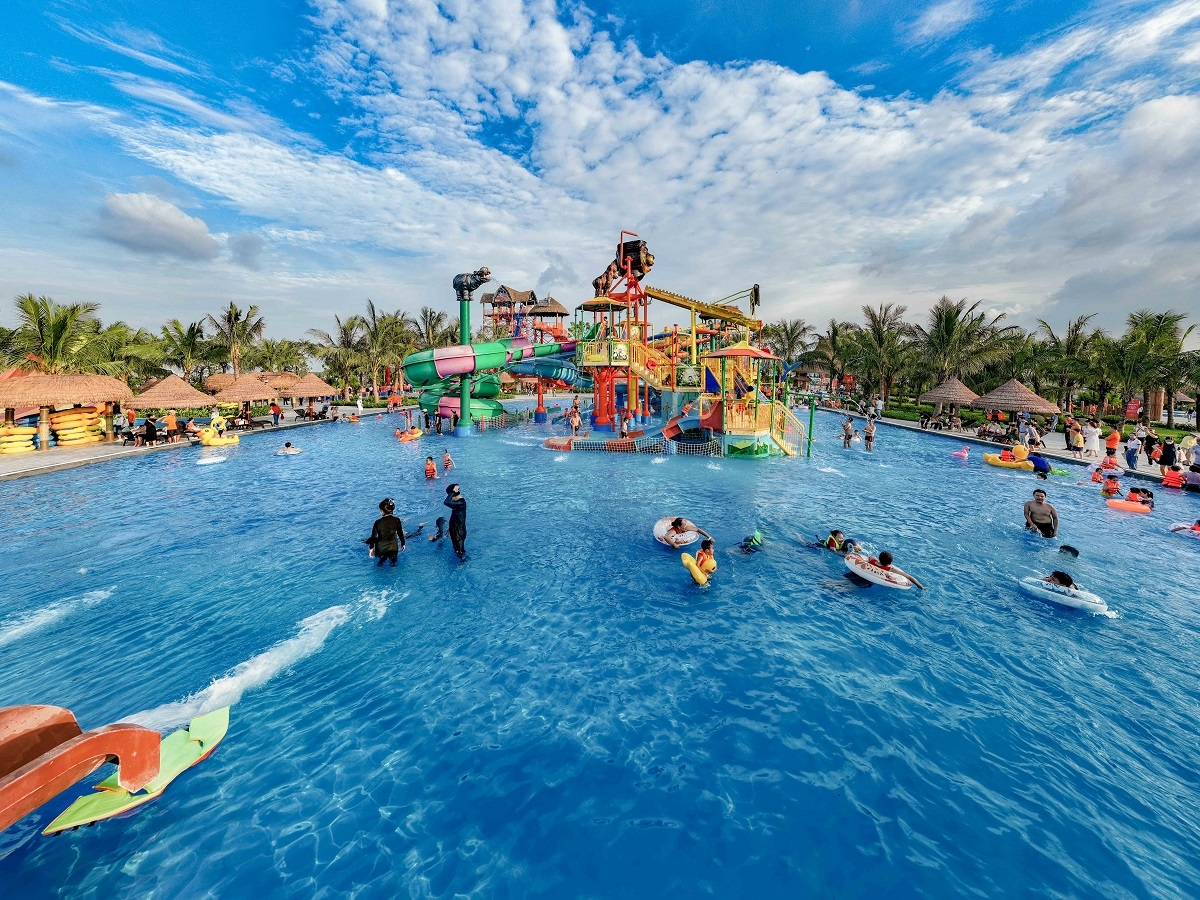Công viên nước mini Aquabay do VinWonders thiết kế là điểm nhấn tại Paradise Bay.