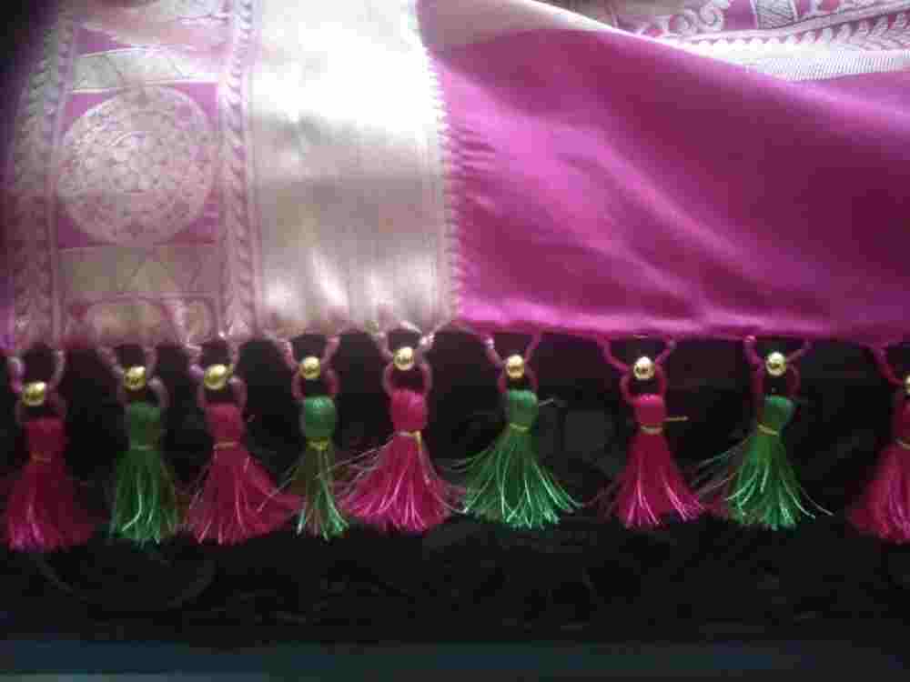 Saree Kuchu