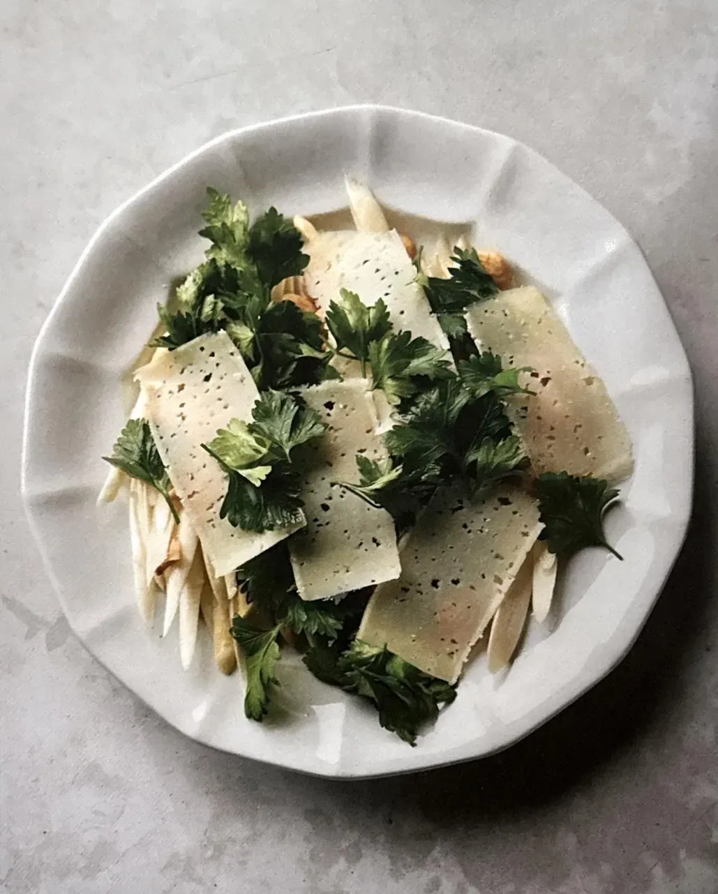 White Asparagus with Amontillado Vinegar and Idiazábal Cheese - Image 1