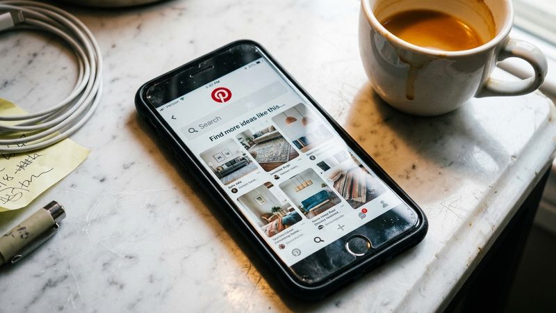 Where intent meets image, the conversion gap quietly closes.