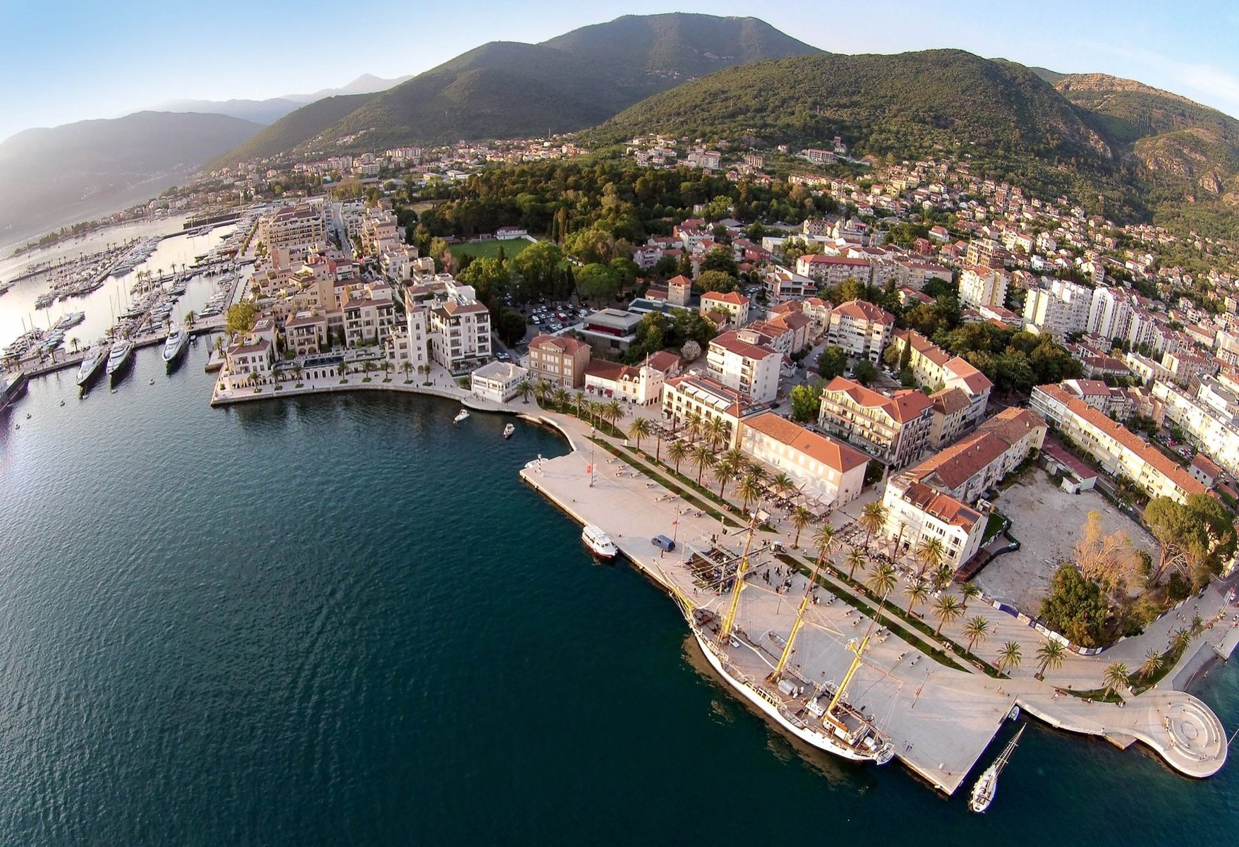 visit montenegro