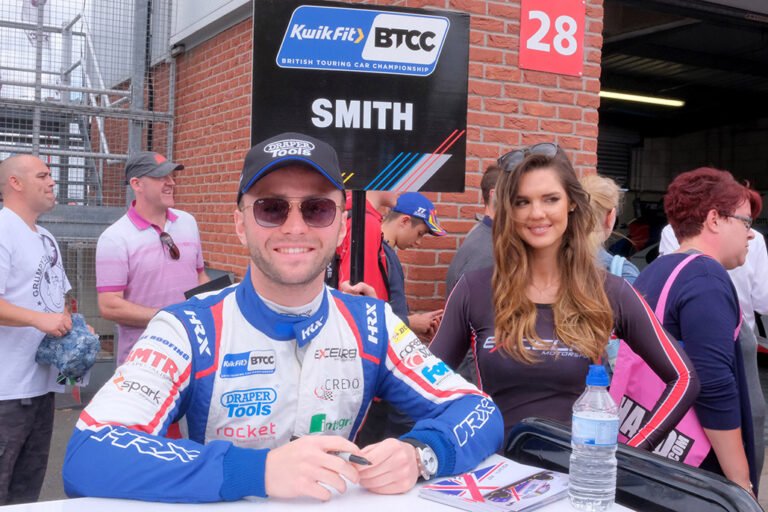 Excelr8 Motorsport Btcc Grid Girls At Oulton Park Btcc – 30th June 19