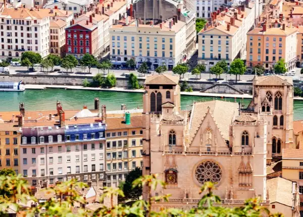 Studia francese con Positively Languages a Lione, in Francia