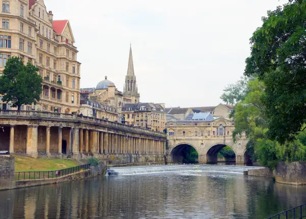 Studia inglese con Positively Languages a Bath, nel Regno Unito