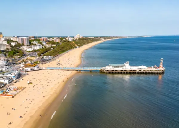 Studia inglese con Positively Languages a Bournemouth, nel Regno Unito