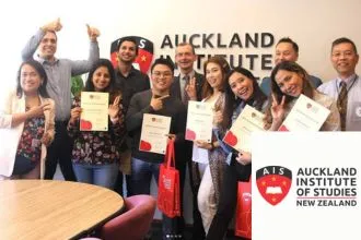 English courses at AIS