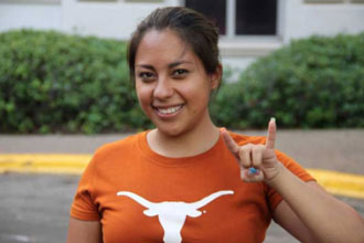 Estudiante de inglés de la Universidad de Texas Austin ELI