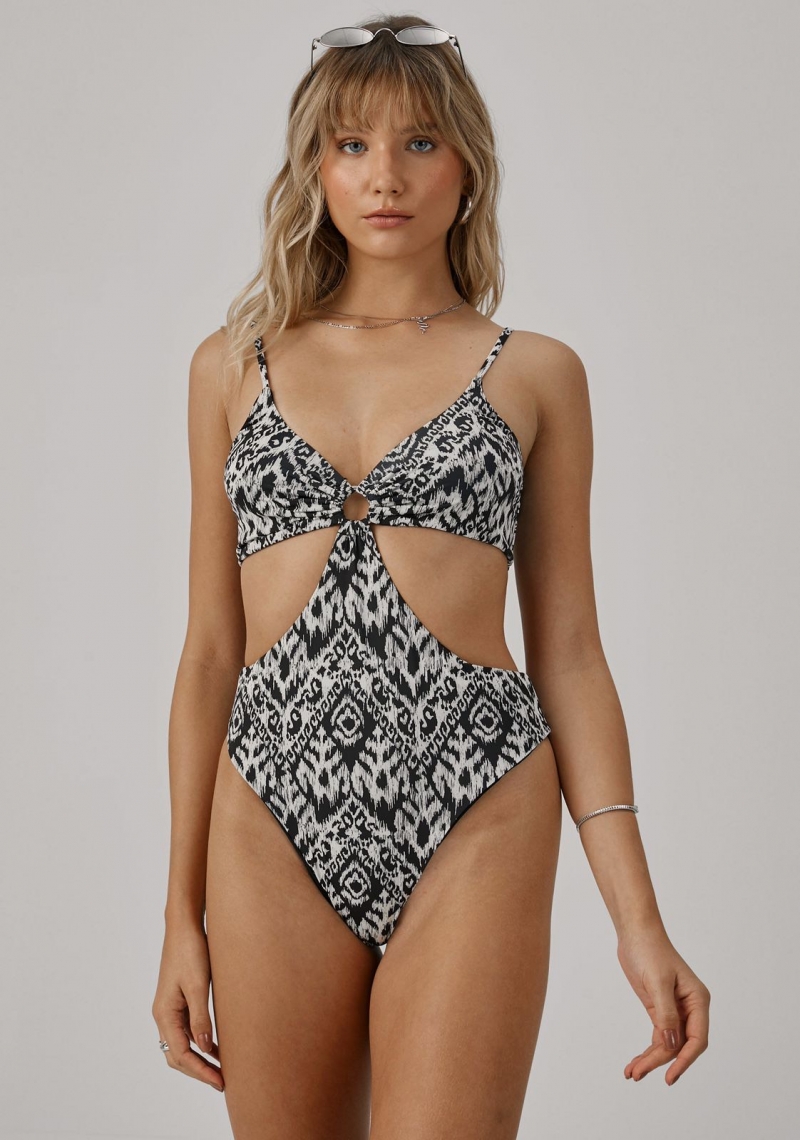MYFT - CUT OFF PRINTED SWIMMING POINT - 526MO000351