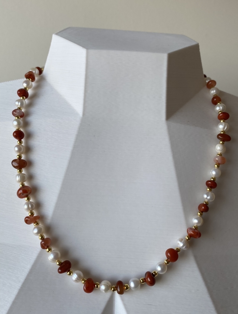 Mikabe - Necklace Red Agate and Pearls - MK1618