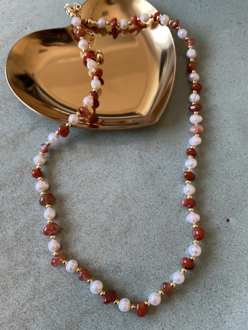 Mikabe - Necklace Red Agate and Pearls - MK1618