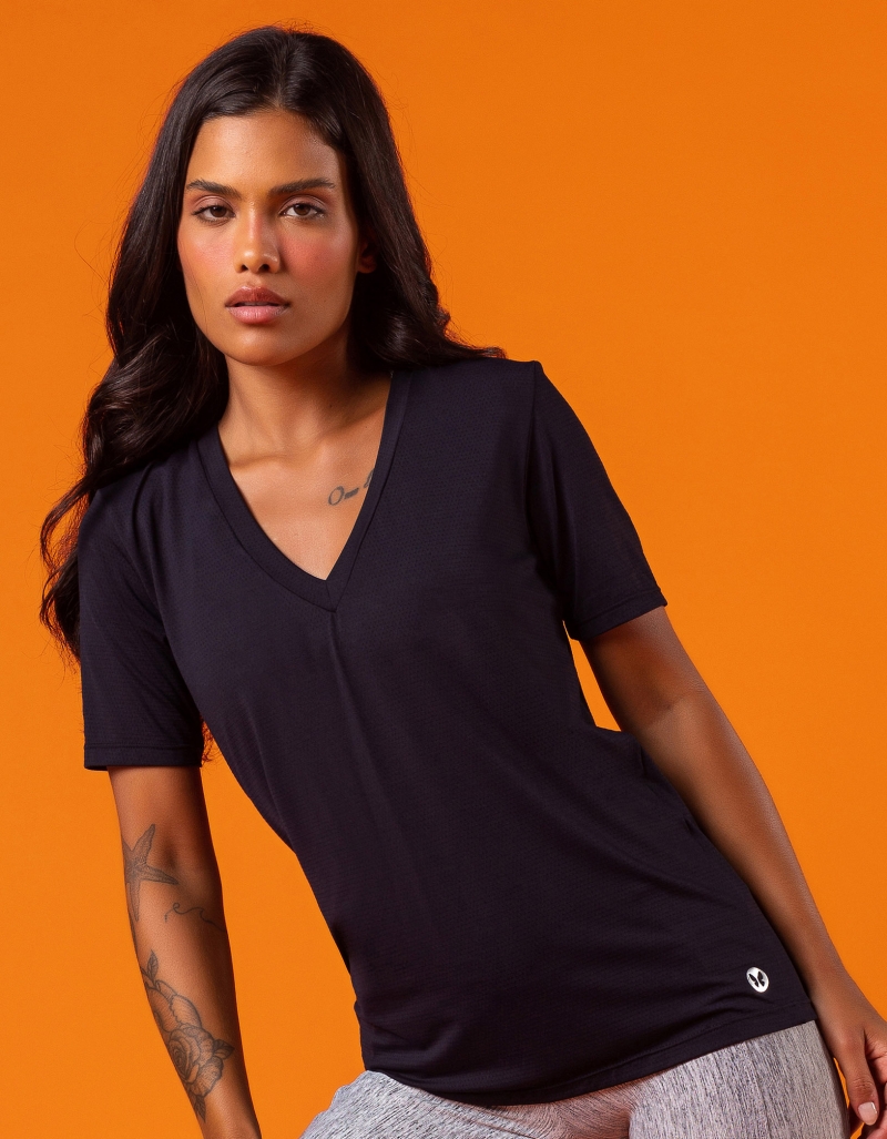 Vestem - Blusa Dry Fit Manga Curta Shanti Preto - BMC653.V24.C0002