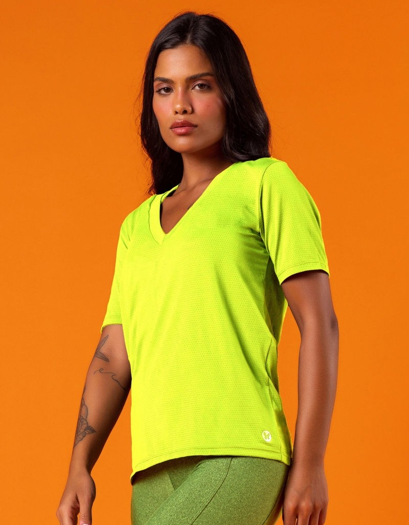 Vestem - Blusa Dry Fit Manga Curta Shanti Amarelo Neon - BMC653.V24.C0009