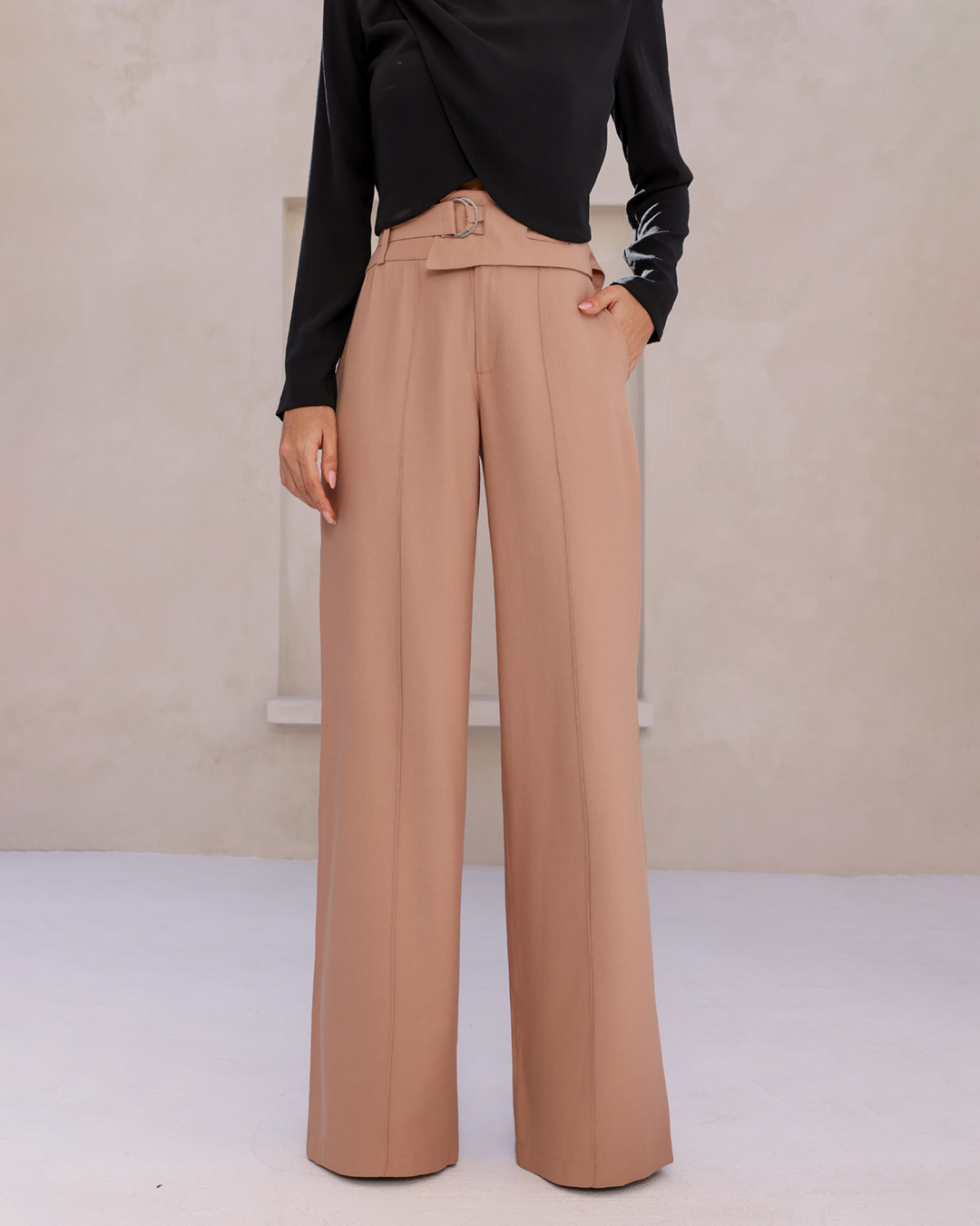 Dot Clothing - Pants Dot Clothing Pantalona Asymmetrical Beige - 2025BEGE