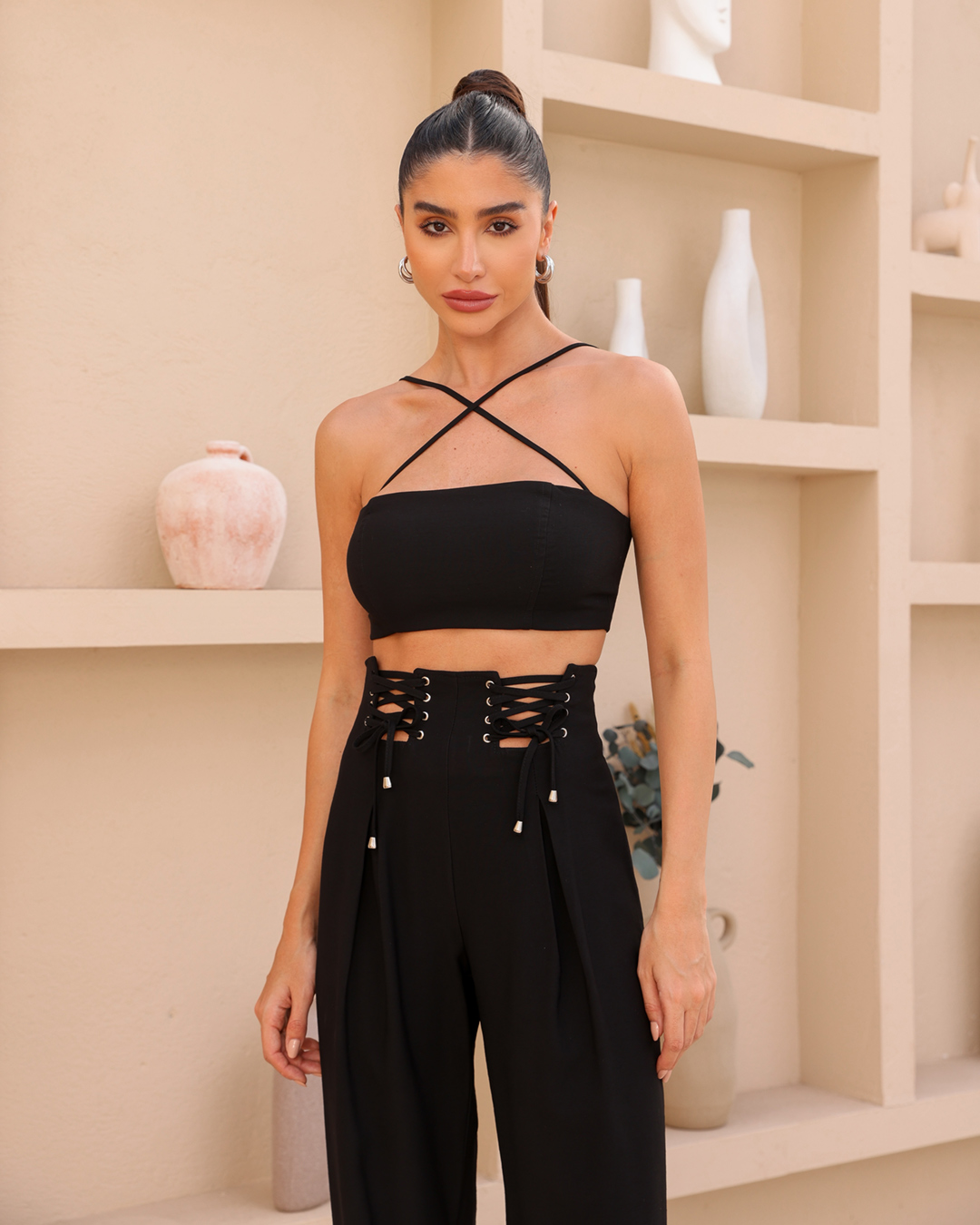 Dot Clothing - Cropped  Top Dot Clothing com Tiras Preto - 2069PRETO