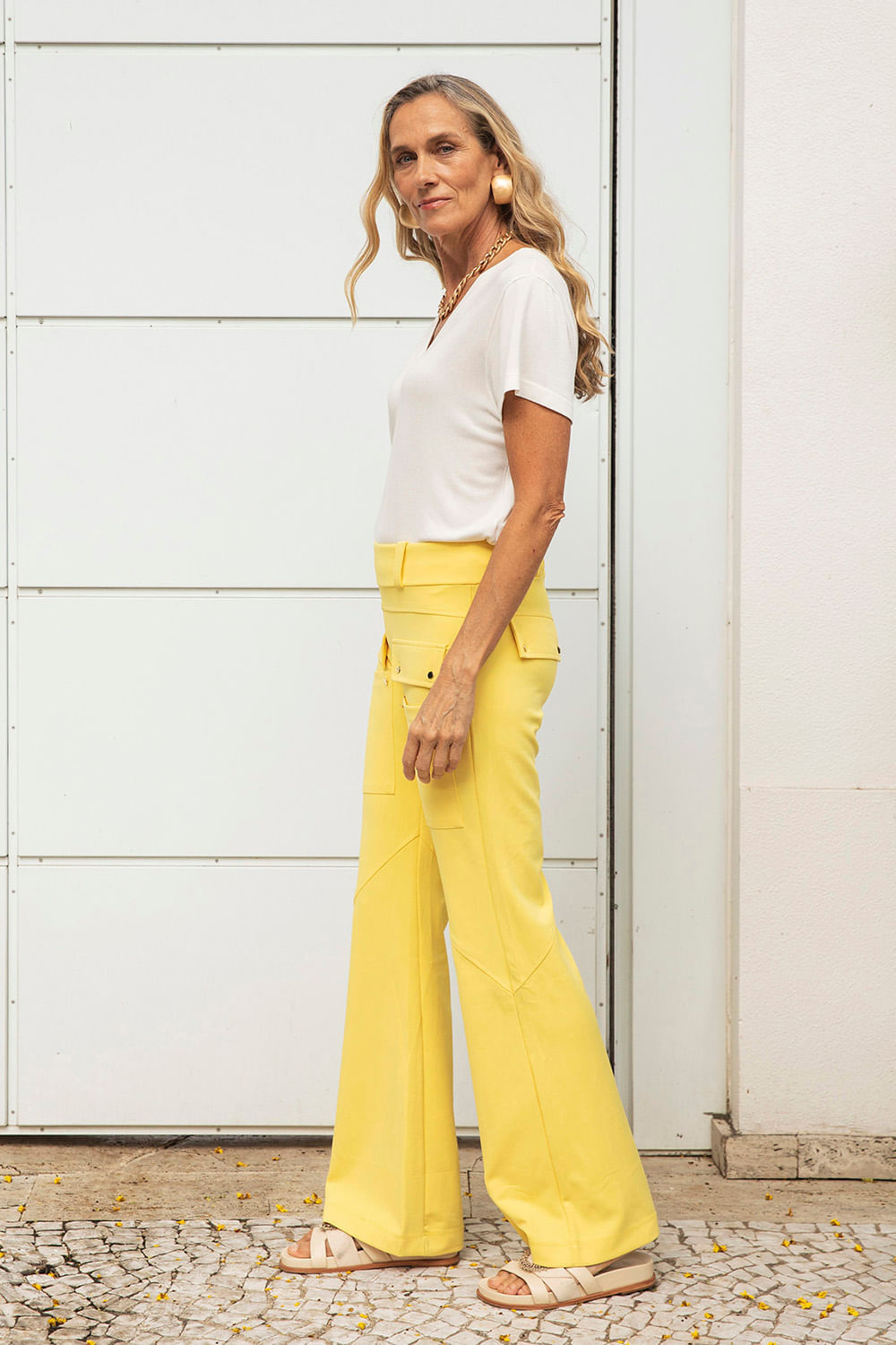 Hidrogênio - CALÇA FLARE MONIQUE AMARELO - 15535022