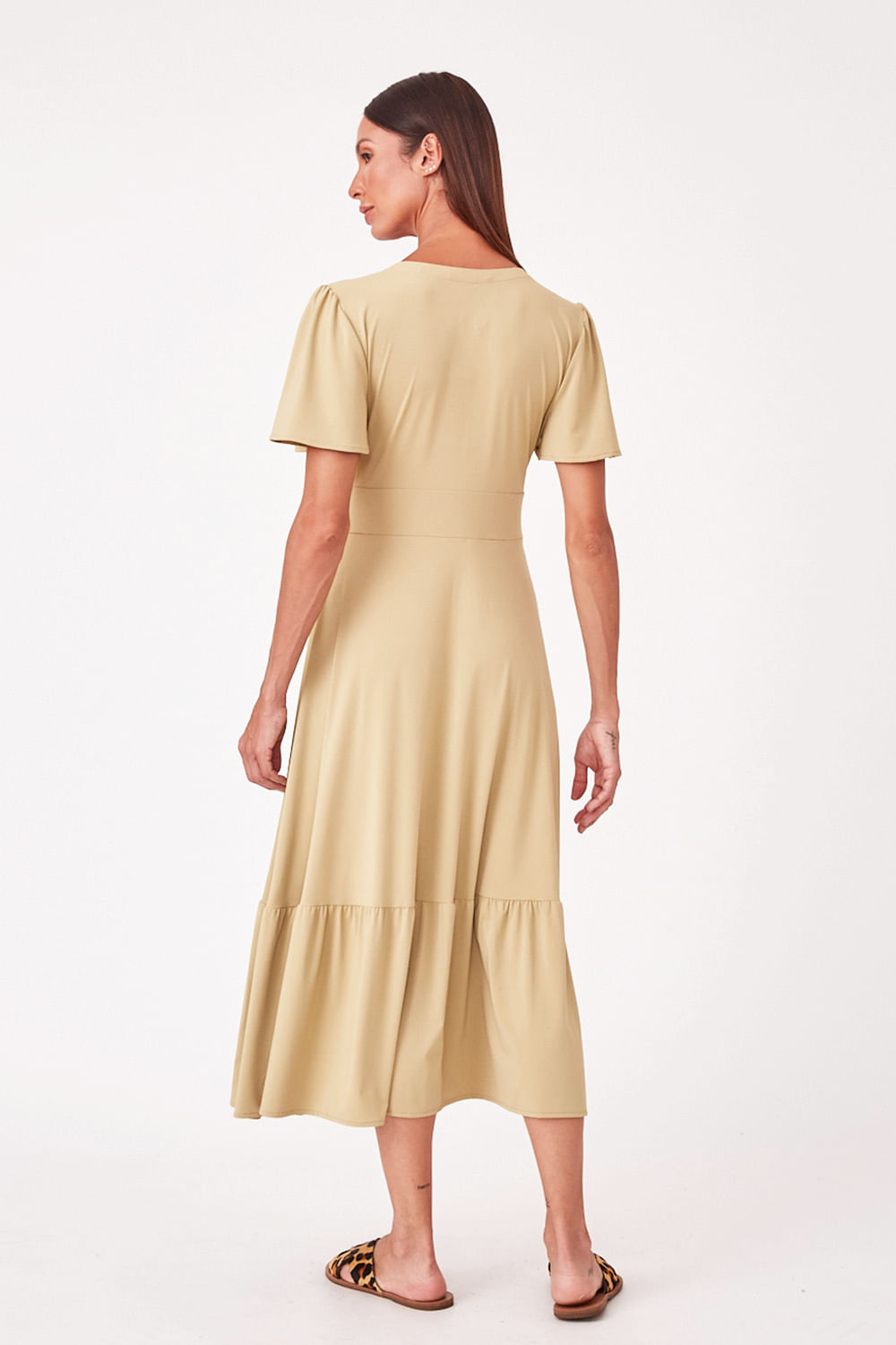 Hidrogênio - VESTIDO MIDI COM PALA E PREGAS E BABADO VERDE CANA - 19607479