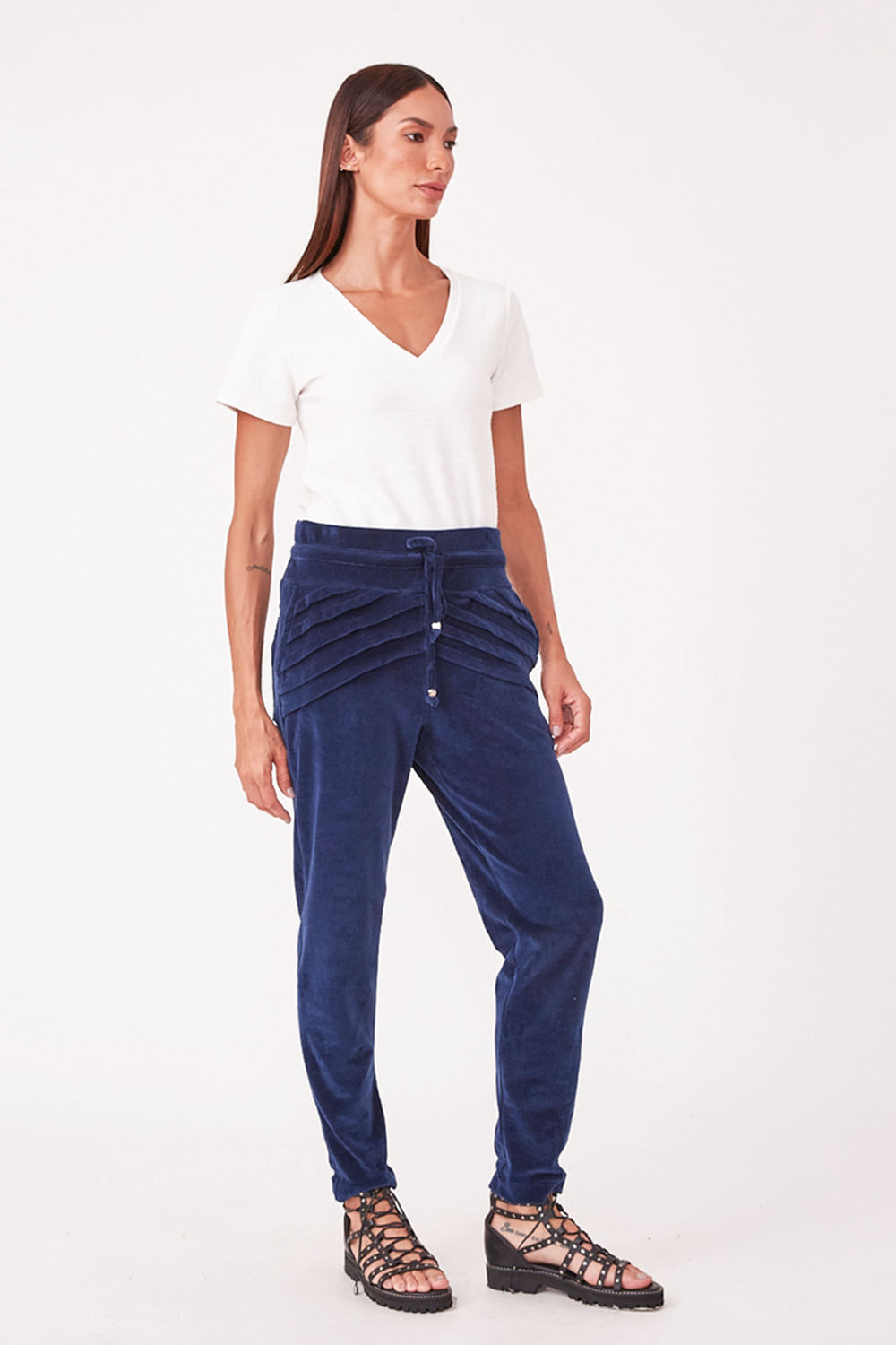 Hidrogênio - JOGGER PANTS WITH PLEATS AND ROLLER MARIE MARINHO - 19461004