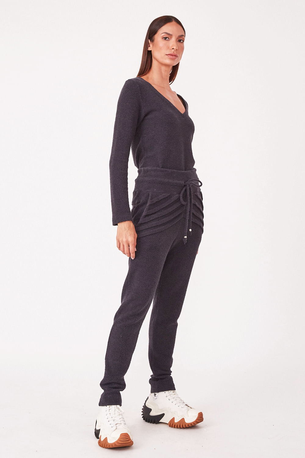 Hidrogênio - PLEASED SWEATSHIRT PANTS WITH CHANNEL DOROTHY BLACK - 19289001