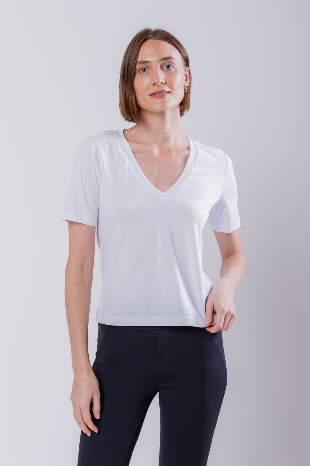 Hidrogênio - BASIC WHITE KNIT BLOUSE - 19734002