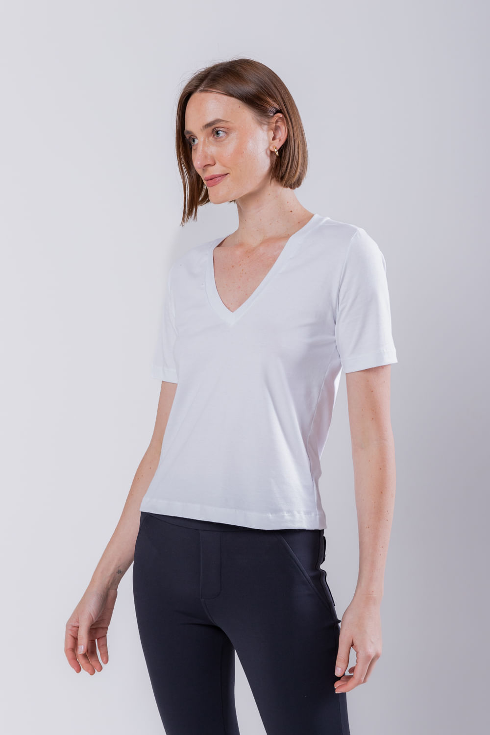 Hidrogênio - BASIC WHITE KNIT BLOUSE - 19734002