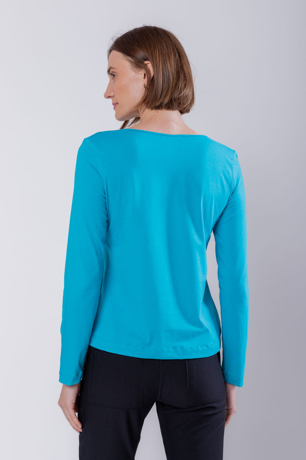 Hidrogênio - BLOUSE WITH CUTOUTS AND RINGS ON THE BLUE NECKLINE - 19741015