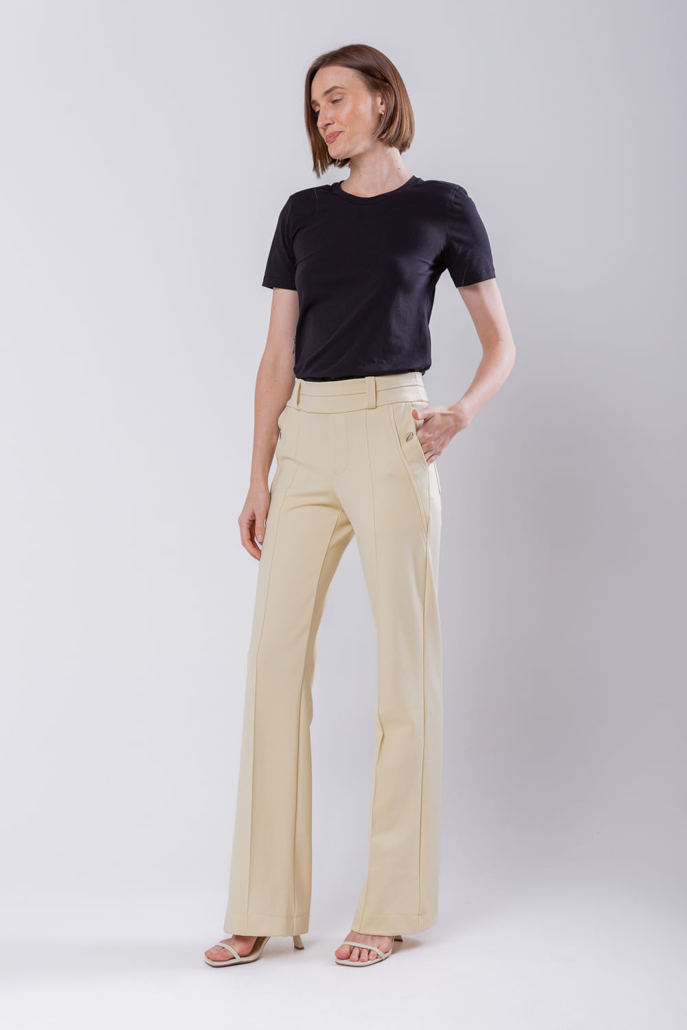 Hidrogênio - KIARA BEIGE FLARE PANTS - 19654003