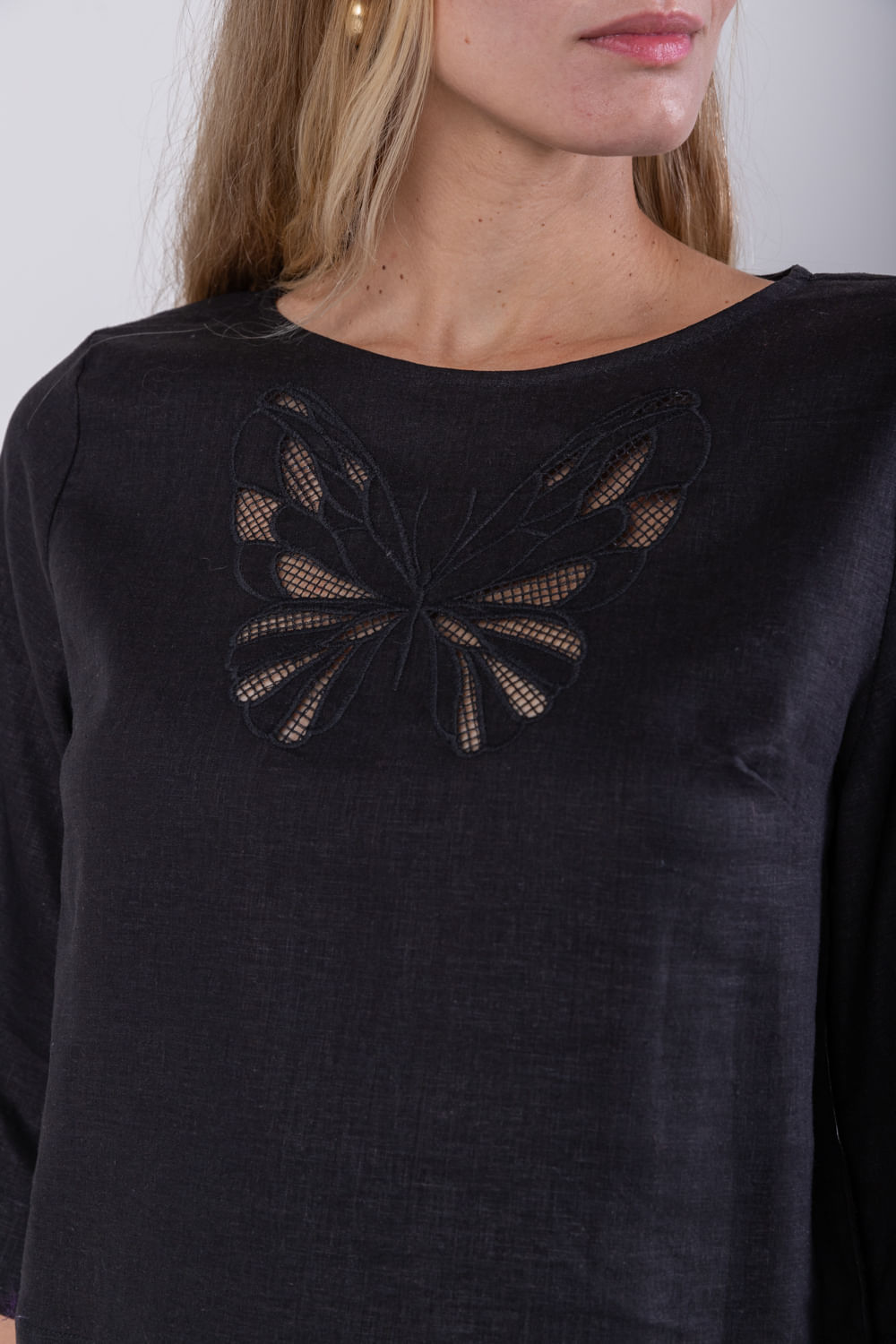 Hidrogênio - LINEN BLOUSE WITH BLACK BUTTERFLY EMBROIDERY - 19753001