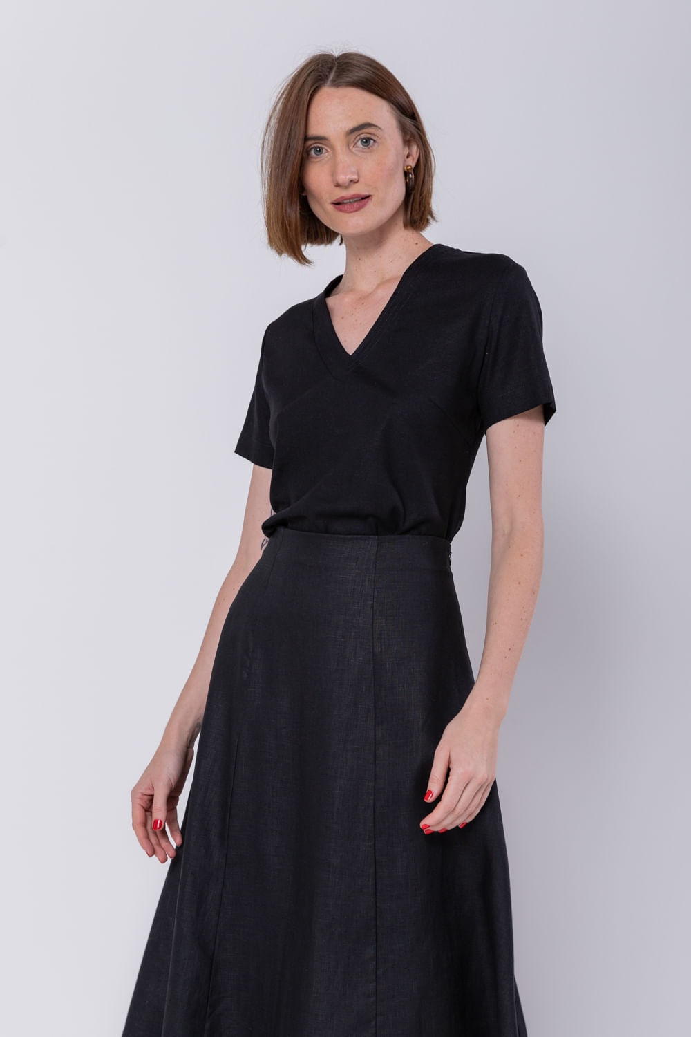 Hidrogênio - BLACK LINEN EVASE MIDI SKIRT - 19794001