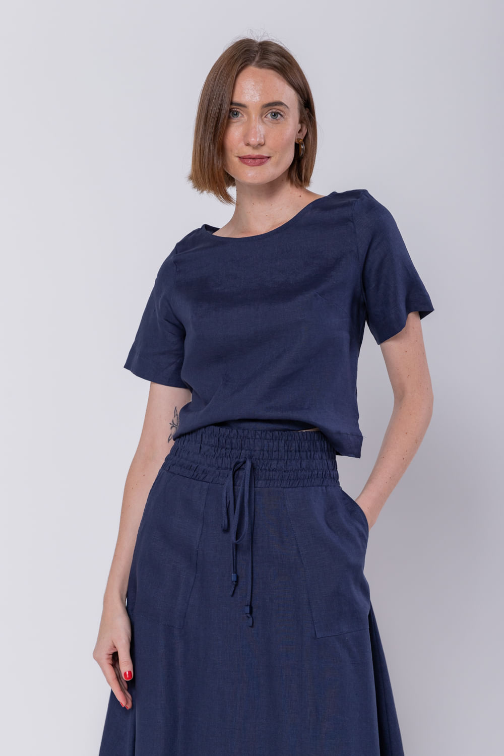 Hidrogênio - NAVY LINEN CROPPED BLOUSE - 19801004