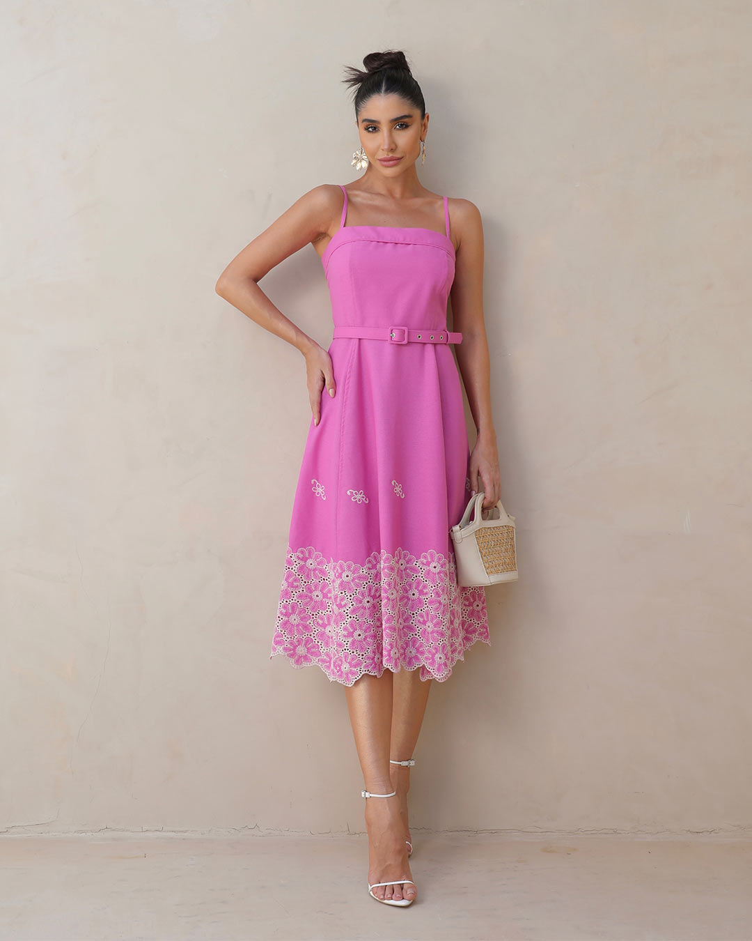 Miss Misses - Vestido Miss Misses Midi Bordado Com Cinto Rosa - 54089ROSA