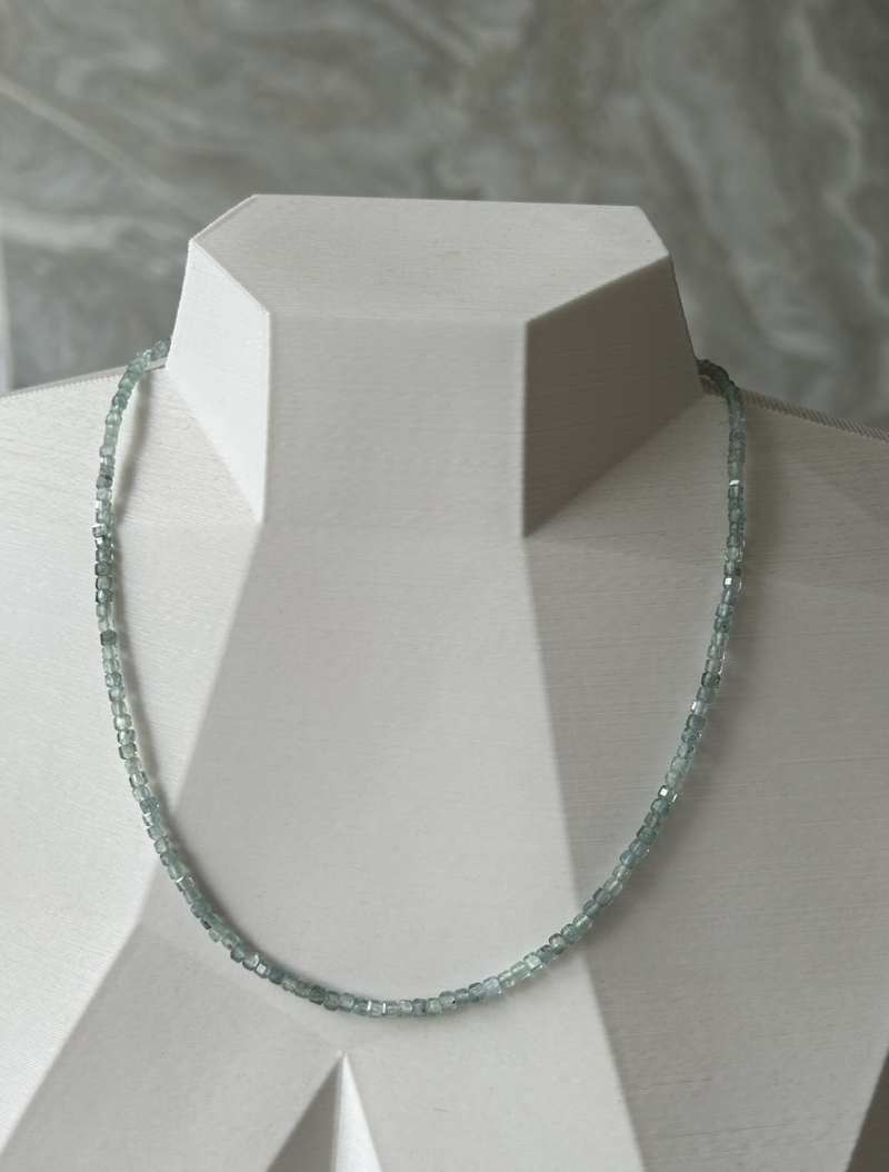 Mikabe - Cubinhos Light Apatite Stone Necklace - MK1679