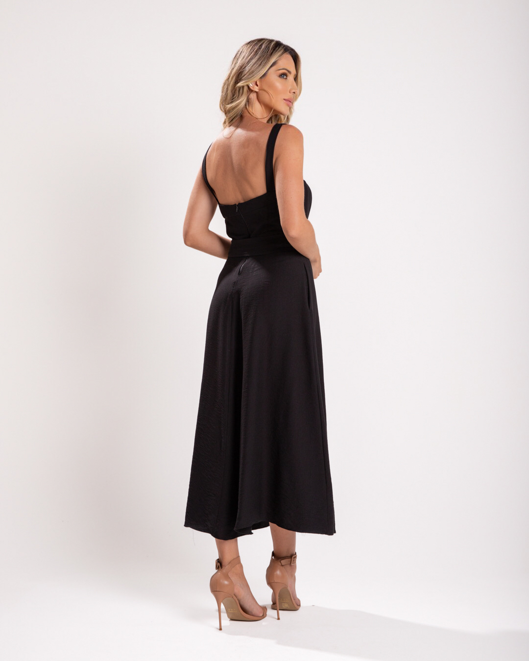 Miss Misses - Vestido Miss Misses Midi Fivela Resinada Preto - 54115PRETO