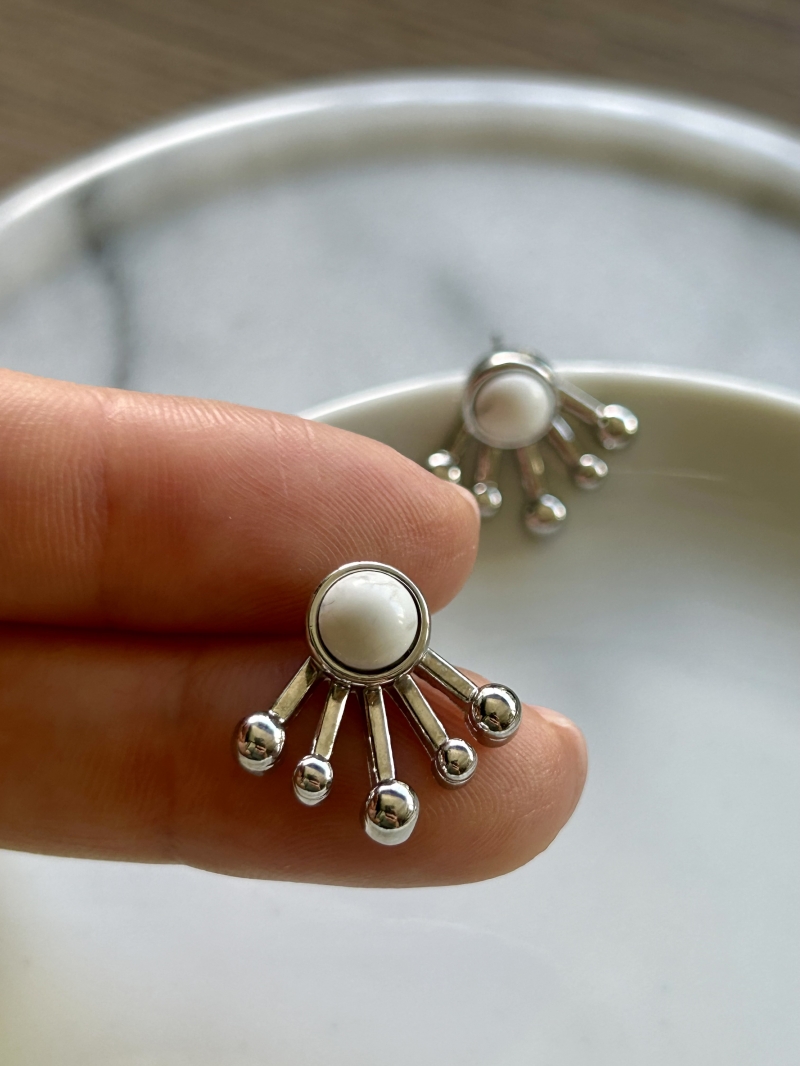 Mikabe - Earring Ear Jacket White Howlite - MK1710