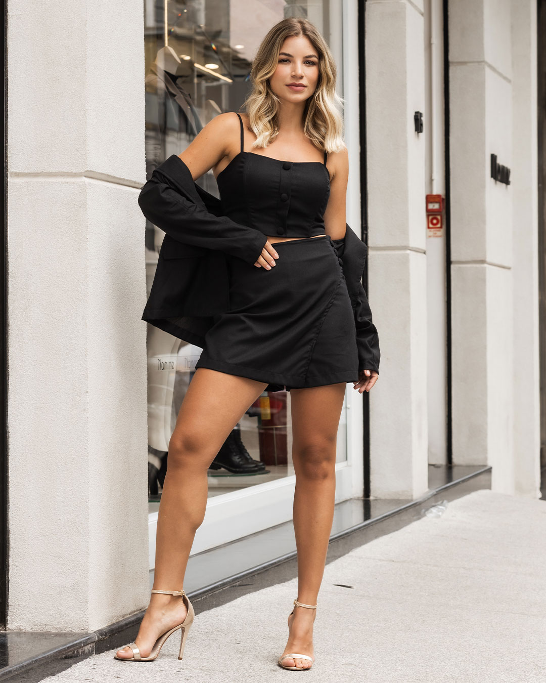 Miss Misses - Miss Misses Cropped Set and Black Linen Shorts - 54208001